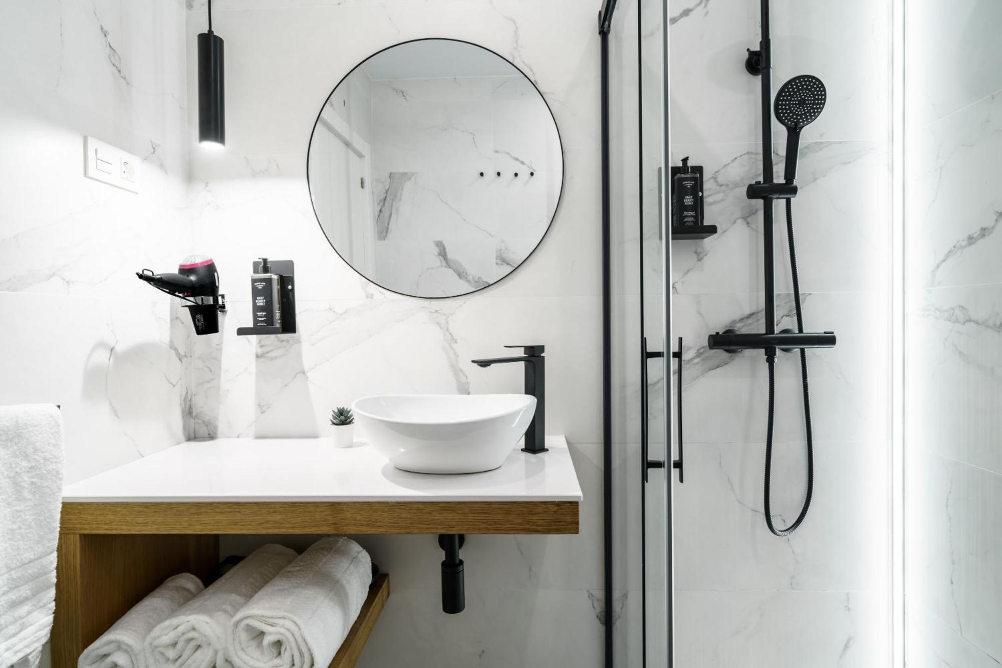 Limehome Bilbao Tristan De Leguizamon Kalea Zimmer foto